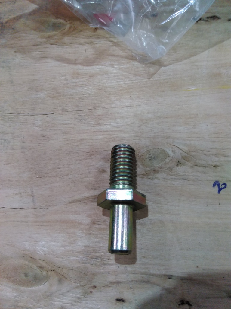 Perno con cuerda