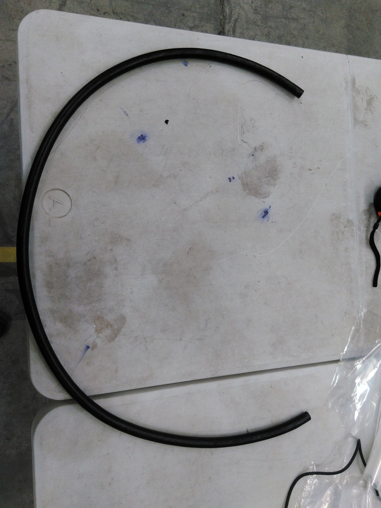 NP 081223095430 MANGUERA LARGO 130 CM