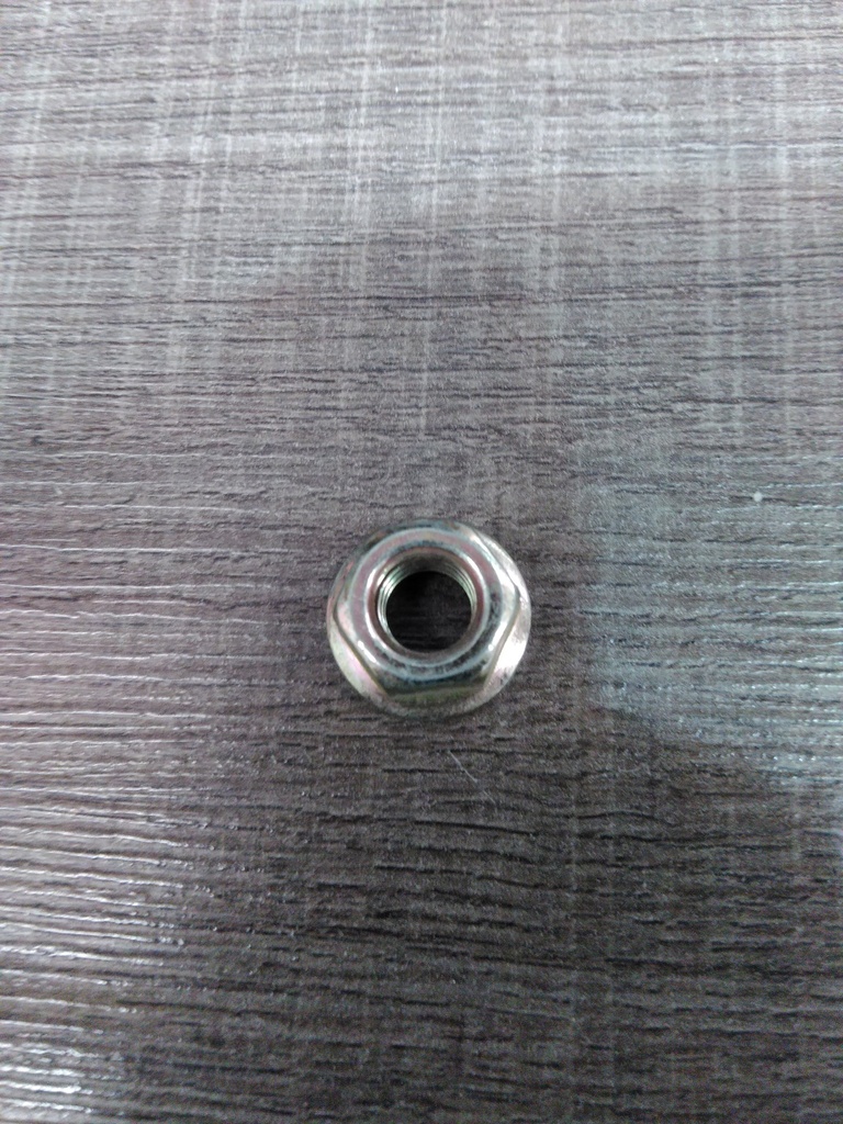 NP 090124095530 NUT TUERCA D.INT 7 MM