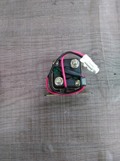 [NP 031123013523] C - DIESEL GENERATOR ENGINE MOTOR GENERADOR DISEL LARGO 73 MM ANCHO 52 MM NP 031123013523