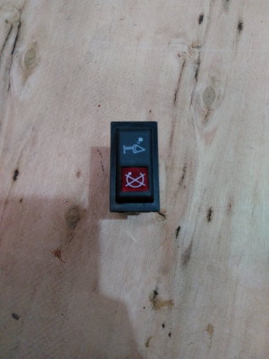 [NP 071223111709] Interruptor