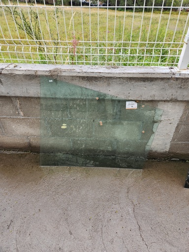 [87A0558] C - WINDSHEILD 87A0558